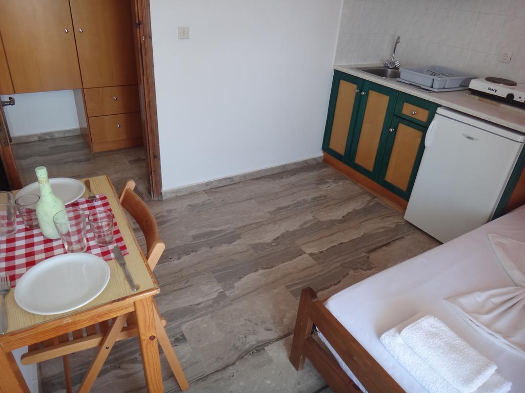 Amfi Apartments Kardamena  部屋 写真