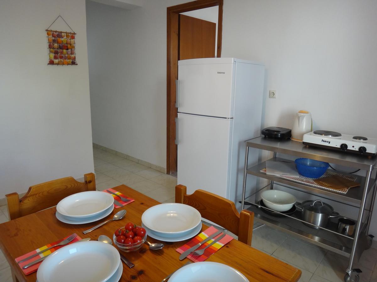 Amfi Apartments Kardamena  エクステリア 写真